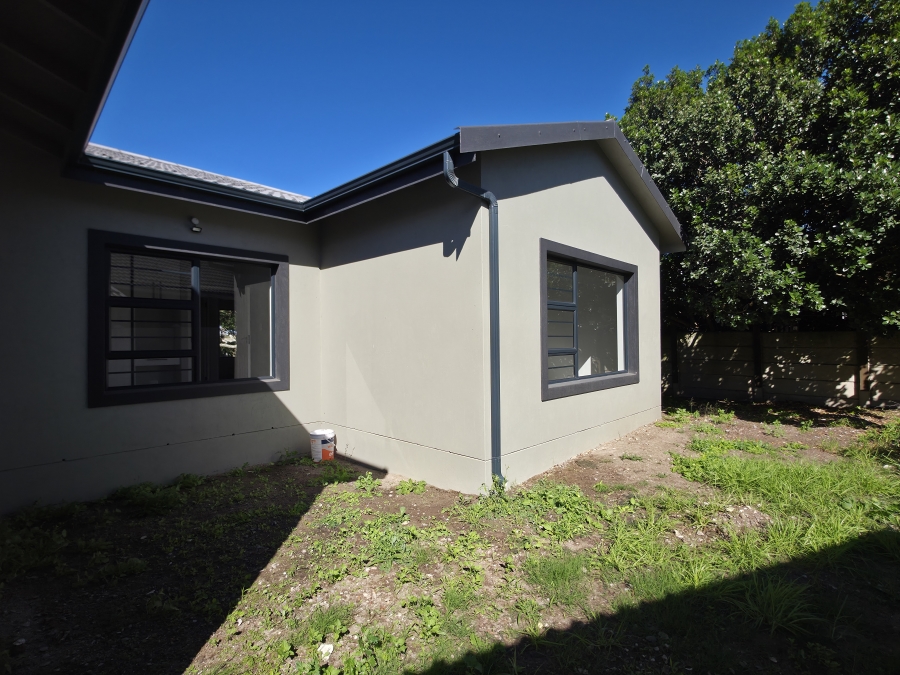 3 Bedroom Property for Sale in Aston Bay Eastern Cape